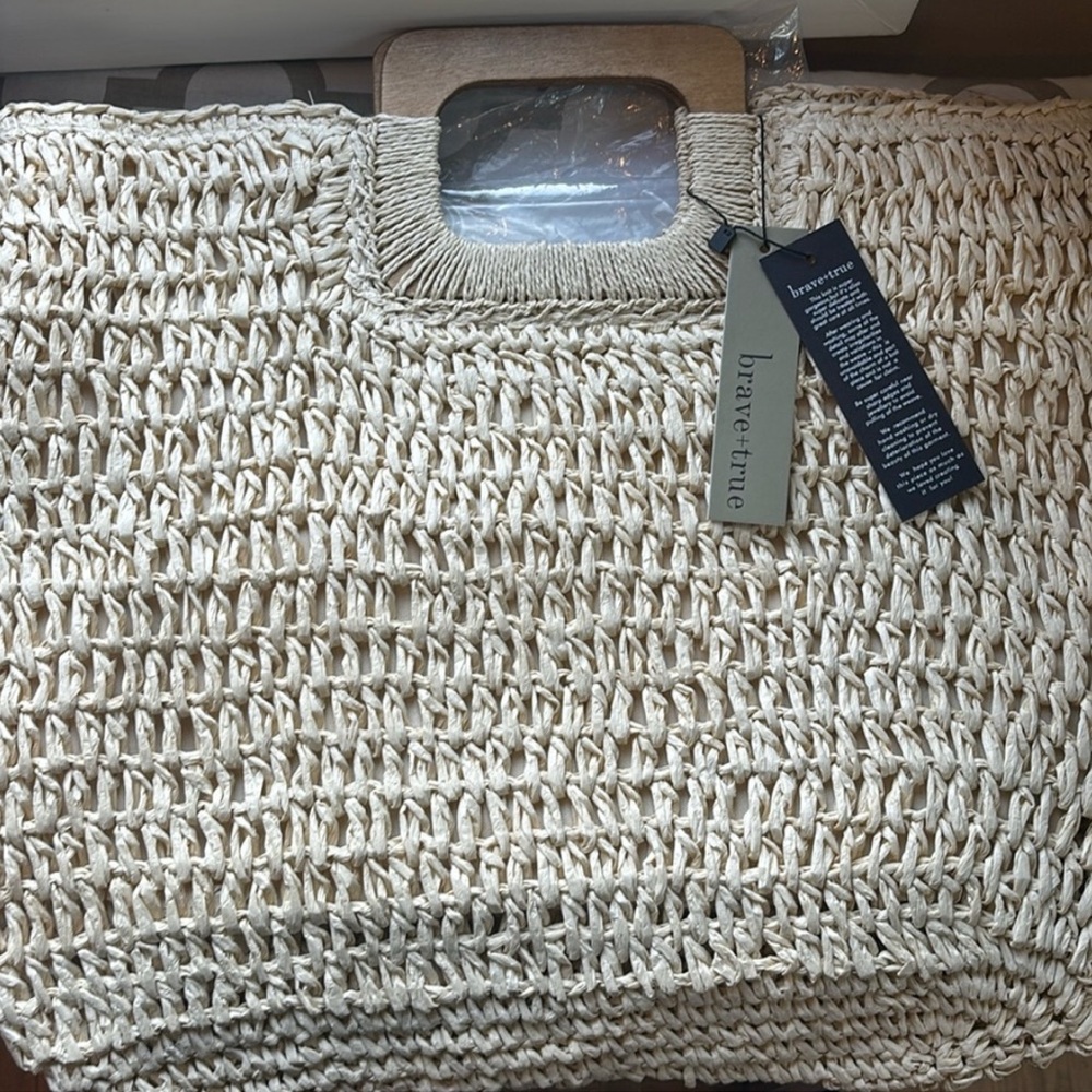 NWT Brave and True| Moonshine Woven Bag Natural
